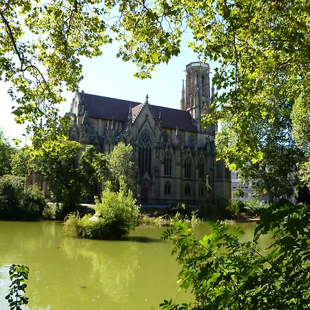 Am Feuersee 3* Stuttgart