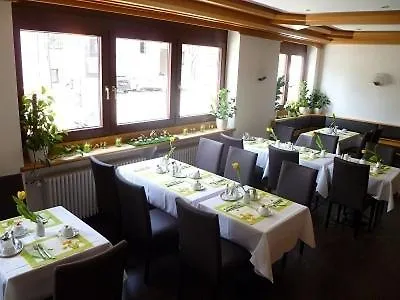火湖酒店
